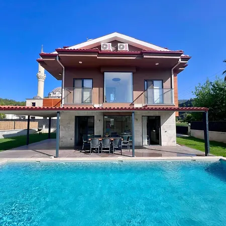 Goecek Hayal * Inlice